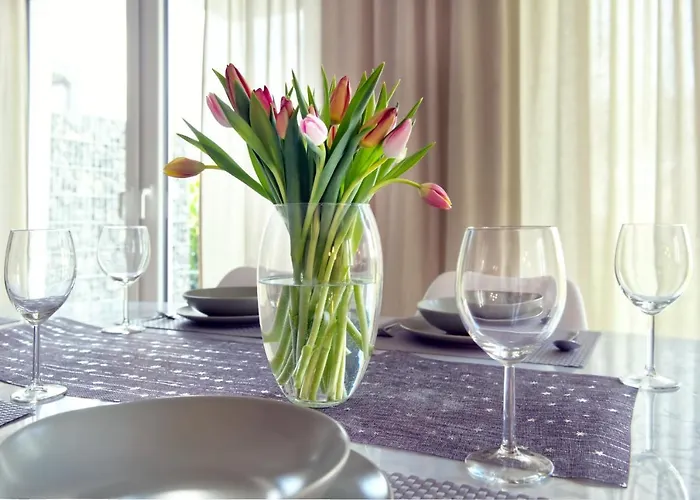 Modern Wohnen I Smart Tv I Terrasse I 2x Parkplatz I 2 Schlafzimmer I 6 Schlafplaetze Bad Oeynhausen