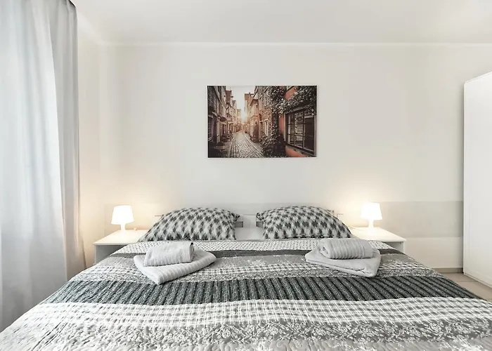 Modern Wohnen I Smart Tv I Terrasse I 2x Parkplatz I 2 Schlafzimmer I 6 Schlafplaetze Bad Oeynhausen